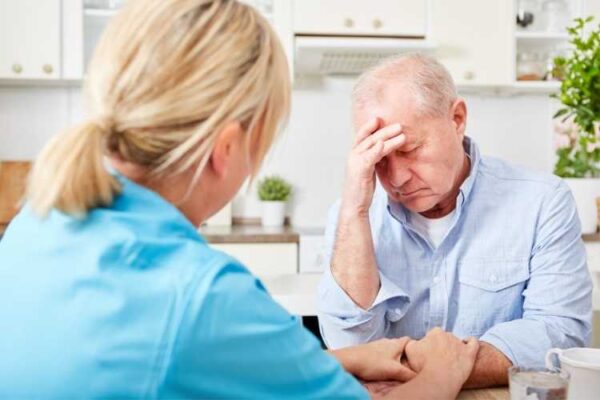 A Caregiver's Guide to Understanding Dementia Behaviors
